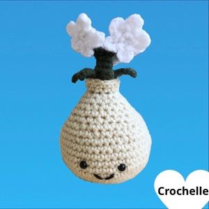 NEW Crochet Amigurumi White Flower with Vase